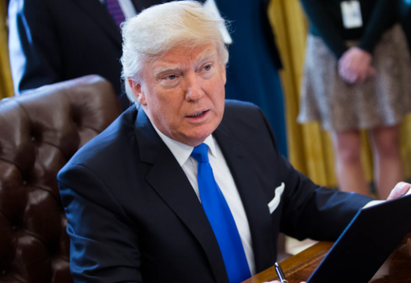 Daftar Negara yang Kena Tarif Impor Tinggi Trump