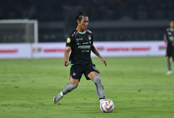 Bojan Hodak Puji Henhen Herdiana: Penampilan Terbaik Musim Ini!