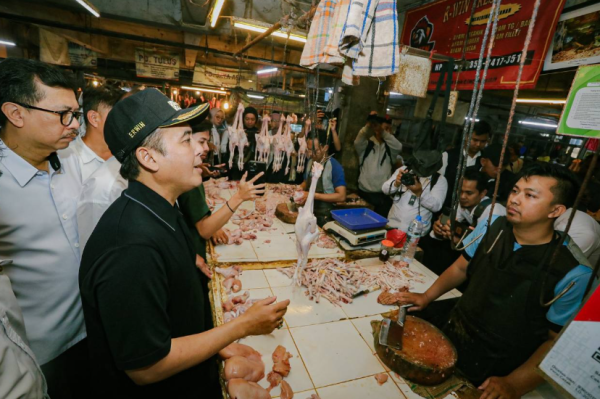 Wakil Wali Kota Bandung Sidak Pasar Kosambi, Antisipasi Inflasi Pangan