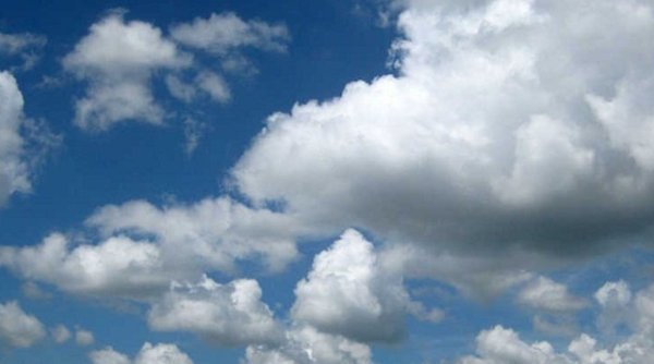 Prakiraan Cuaca Bandung Hari Ini, Senin 11 Februari 2025: Berawan