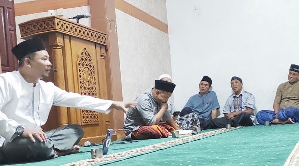 Ustadz Sona Zainal Walad Bahas Takdir dalam Pengajian di Masjid Al Muttaqin