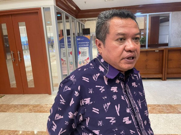 Lamhot Sinaga Minta Kemenperin Tingkatkan Daya Saing Industri Kecil dan Menengah