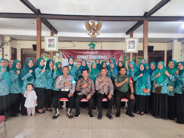 Cegah Tindakan Perundungan, Polsek Krembung Gelar Program Edukasi di Sekolah Dasar