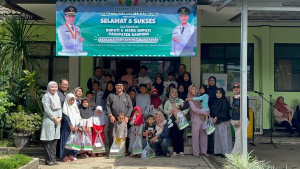 Pemkab Bandung Santuni 30 Anak Yatim sebagai Wujud Syukur atas Pelantikan Bupati dan Wakil Bupati