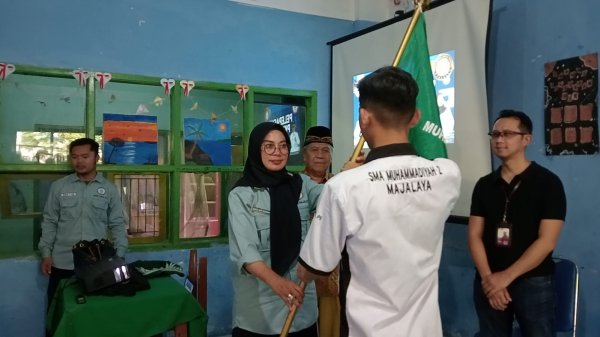 147 Siswa SMA Muhammadiyah 2 Majalaya Dilepas untuk Magang di 40 Mitra Kerja