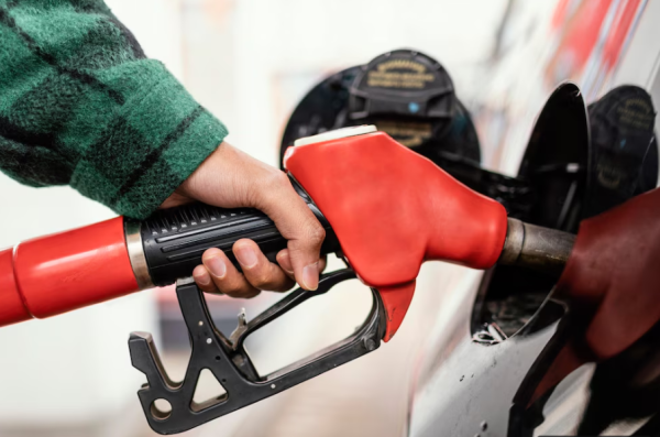 Pertamina Beri Diskon BBM hingga Rp300/Liter untuk Arus Balik Lebaran 2025