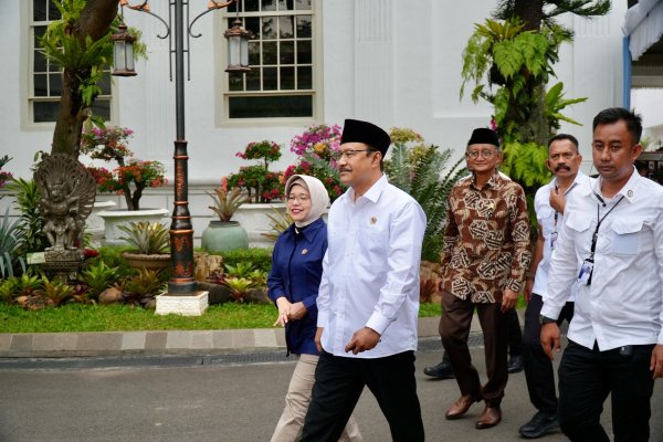 Gus Ipul Ungkap Opsi Guru untuk Sekolah Rakyat