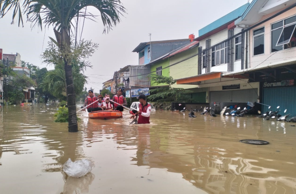 BNPB Pastikan Operasi Modifikasi Cuaca Berlanjut Hadapi Hujan Ekstrem