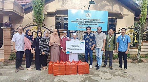 FIFGROUP Peduli Berbagi Takjil, Tebarkan Kebaikan dalam di Bulan Suci Ramadan