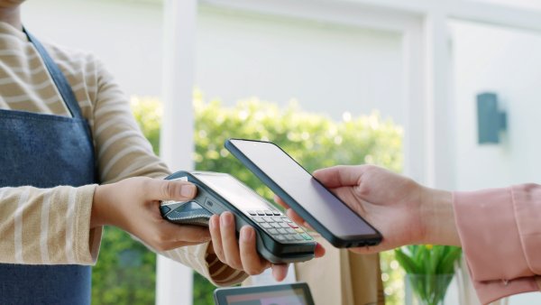 Jangan Sampai Ketinggalan! Digital Payment Kini Jadi Standar bagi Bisnis di Indonesia