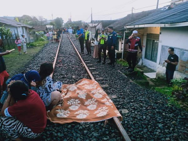 Pria Tertabrak KA Pangrango di Sukabumi, KAI: Masinis Sudah Bunyikan Klakson Berkali-kali