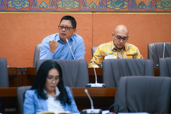 Pertamina Diguncang Mega Korupsi, Nengah Senantara : Semua Sektor Harus Diaudit