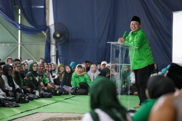 Wakil Ketua DPR RI Bersama Masyarakat Kabupaten Bandung Gelar Silaturrahim Ramadhan 1446