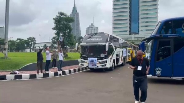 Dari Senayan ke Sumatera Selatan, Fauzi Amro Fasilitasi 600 Warga Mudik Gratis