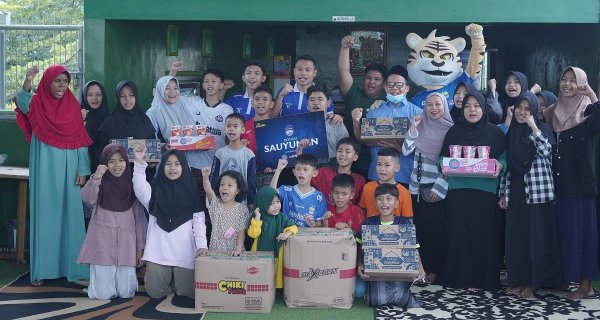 Persib dan Indofood Gelar Sauyunan #KejarRamadan: Berbagi Kebahagiaan di Bulan Suci