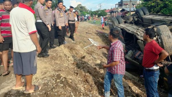 Kecelakaan Tunggal di Sarolangun Jambi, 13 Pemudik Mengalami Luka-luka