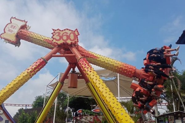 Jatim Park 1 Buka Suara Usai Insiden Jatuhnya Pengunjung dari Wahana dan Patah Tulang