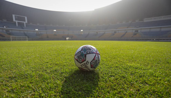 Viking Buka Donasi untuk GBLA, Rp 33 Juta Diserahkan ke Persib