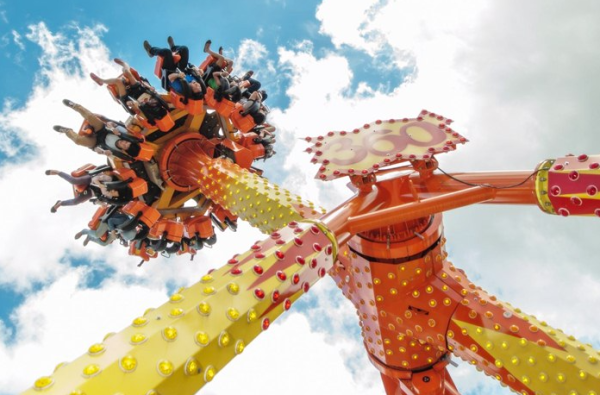 Remaja Terjatuh dari Wahana Pendulum di Jatim Park