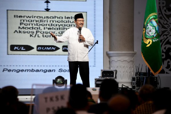 Di Sumut, Gus Ipul Sampaikan Solusi Entaskan Kemiskinan Berbasis DTSEN dan Sekolah Rakyat
