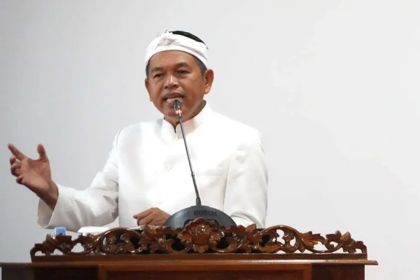 Dedi Mulyadi Pastikan SMA dan SMK Negeri di Jabar Bebas Pungutan