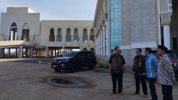 Jelang Pemberangkatan Jemaah, Plt. Irjen Cek Kesiapan Asrama Haji Indramayu