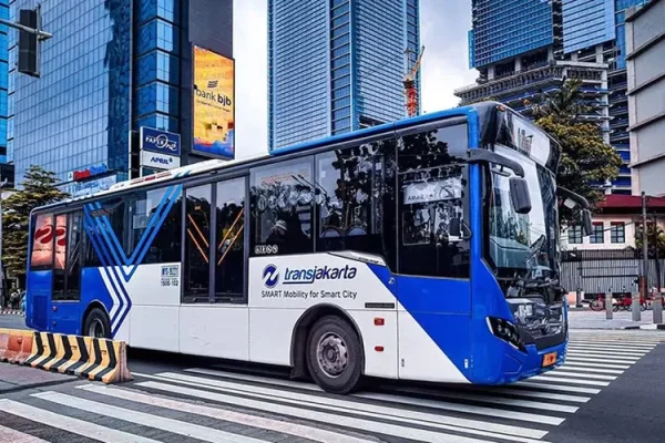 Sabtu Pagi, Seluruh Layanan Transjakarta Masih Tidak Beroperasi