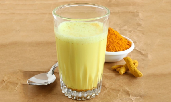 Kunyit dan Kayu Manis dalam Susu, Perpaduan Sempurna untuk Kesehatan Tubuh dan Pikiran