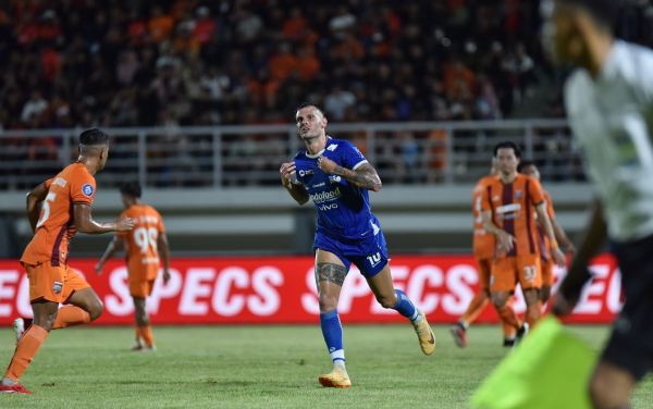 Duel Sengit di Samarinda, Persib dan Borneo FC Berbagi Poin