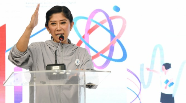 Kominfo Terapkan e-SIM dan Validasi NIK untuk Tangkal Nomor Palsu