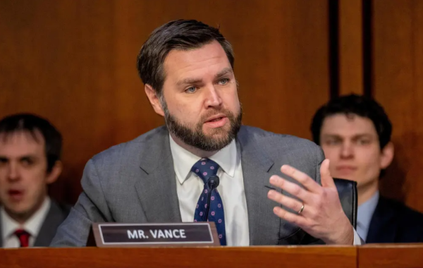 Imbas Kunjungan JD Vance, Komandan Pangkalan AS di Greenland Dicopot
