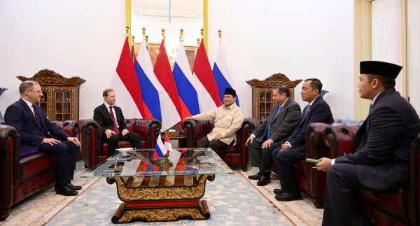 Presiden Prabowo Sambut Wakil PM Rusia di Istana Merdeka