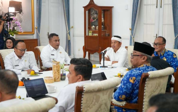 Dedi Mulyadi Dorong Reaktivasi Jalur Kereta untuk Majukan Pariwisata Jabar