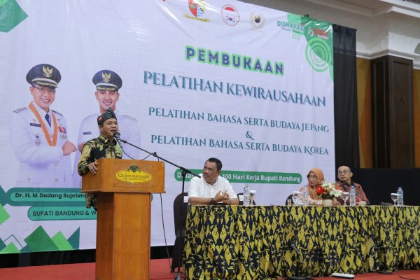 Pemkab Bandung Gelar Pelatihan Kewirausahaan, Bahasa Jepang dan Korea, Ini Harapan Bupati