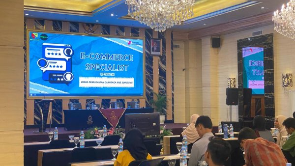 Dispora Kabupaten Bandung Gelar Pelatihan Wirausaha Muda Pemula untuk Generasi Pengusaha yang Berbakat
