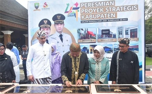 Bupati Dony Resmikan Proyek Strategis Pemkab Sumedang di Hari Jadi ke-447