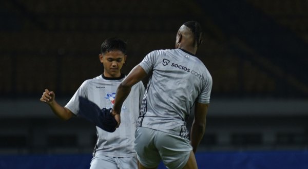 Kebanggaan Dua Pemain Akademi Persib Gabung Latihan Tim Senior