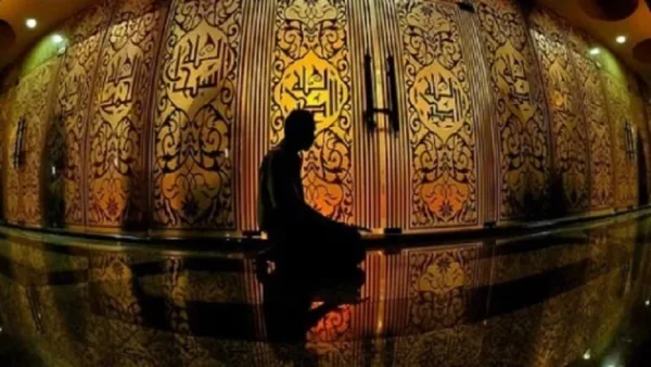 Sepertiga Malam: Waktu Mustajab Berdoa dan Paling Dekat dengan Allah