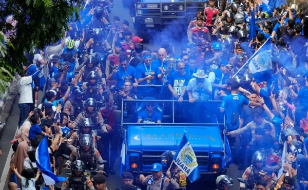 Persib Selangkah Lagi Raih Hattrick Juara, Bandung Bersiap Sambut Sejarah