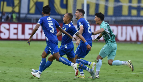 Gustavo Franca Jadi Pemain Persib Paling Konsisten Musim Ini