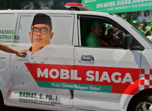PKB Jawa Barat Luncurkan 200 Mobil Siaga Ambulance untuk Wujudkan Pelayanan Cepat dan Peduli Umat