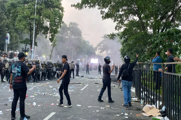 May Day Dijaga Ketat! 1.500 Polisi Siaga di Bandung, Puluhan Ribu Personel Amankan Jakarta