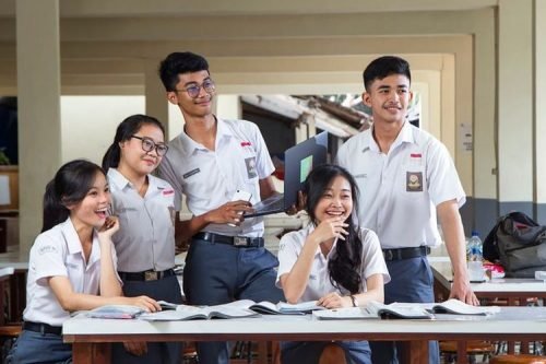 Jadwal dan Syarat Pendaftaran SPMB SMA/SMK Jatim 2025