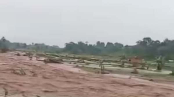 Hujan Deras Picu Banjir Bandang di Cimaung Bandung, Kebun Warga Rusak