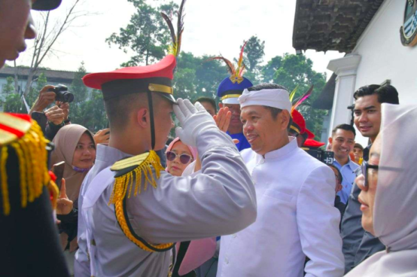 Orang Tua Siswa Apresiasi Pendidikan Karakter Bela Negara Jawa Barat