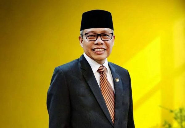 Taufan Pawe: Optimalkan BUMD dan BLUD untuk Perkuat Ekonomi Daerah