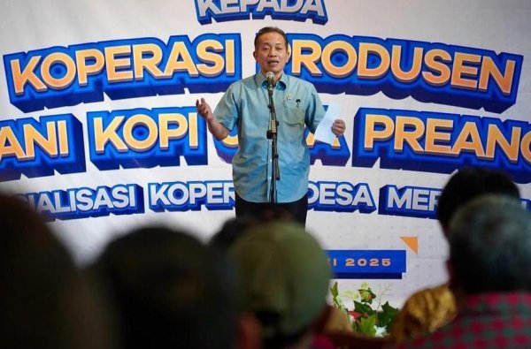 Wamenkop: Koperasi Merah Putih Bantu Tingkatkan Perekonomian Warga di Desa dan Kelurahan