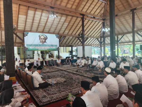KH. Abbas Abdul Jamil Didorong Jadi Pahlawan Nasional, Ulama Pejuang 10 November