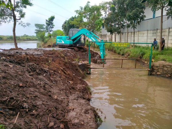 Revitalisasi Sungai Cidawolong, Pelaku Usaha Diajak Terlibat Atasi Banjir Majalaya