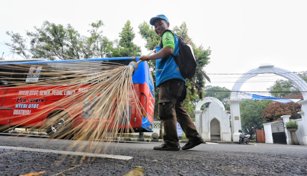 Farhan Apresiasi Penanganan Sampah Selama Long Weekend di Bandung